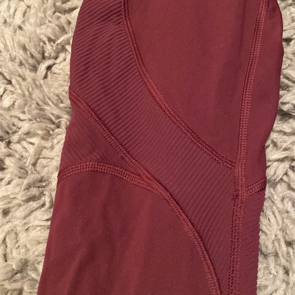 Lululemon leggings - Picture 2 of 4